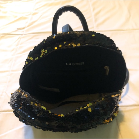 3/20$ L.A EXPRESS - Gold & Black Glitter Backpack - Picture 3 of 7